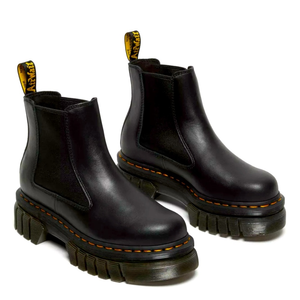 NIB Dr. Martens AUDRICK NAPA LEATHER PLATFORM CHELSEA BOOTS, US 7 / EU 38 / UK 5